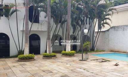 Casa com 5 dormitórios à venda ou aluguel em Interlagos