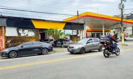 Barracão / Galpão / Depósito à venda na Avenida Guarapiranga, --, Praia da Lagoa, São Paulo