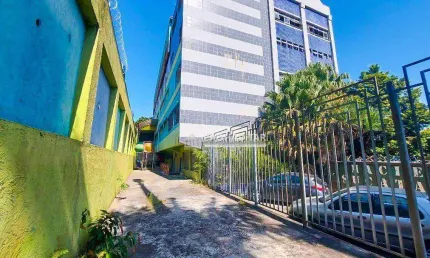 Prédio à venda na Avenida Ellis Maas, --, Capão Redondo, São Paulo