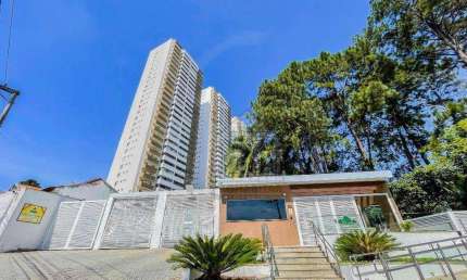 Apartamento com 3 dormitórios para alugar na Cidade Dutra