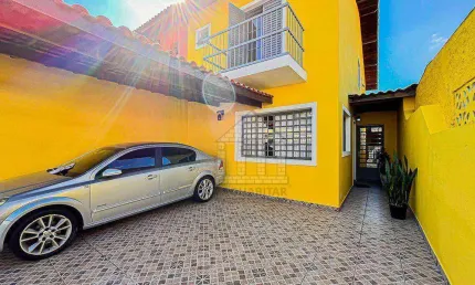 Casa com 3 quartos à venda na Rua Edmundo André Bonotti, --, Interlagos, São Paulo