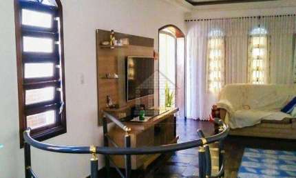 Casa com 3 quartos à venda na Rua Micronésia, --, Vila Quintana, São Paulo