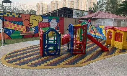 Apartamento com 2 dormitórios à venda no Jardim Sabará