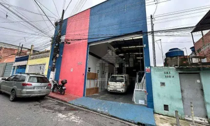Barracão / Galpão / Depósito com 4 salas para alugar na Rua Tomás Iriarte, --, Jardim Noronha, São Paulo