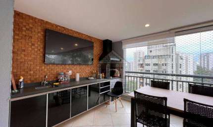 Apartamento com 3 quartos para alugar na Vila Andrade