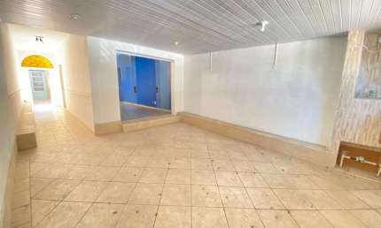 Sobrado com 4 quartos para alugar no Jardim Umuarama