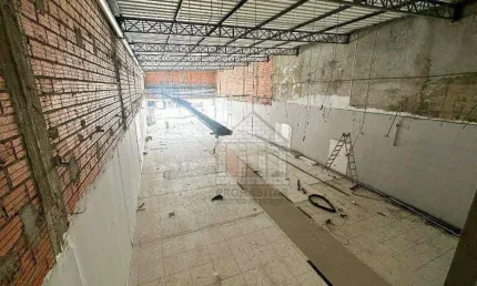 Barracão / Galpão / Depósito para alugar na Avenida Yervant Kissajikian, --, Vila Constança, São Paulo