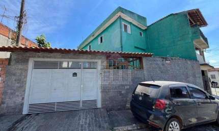 Sobrado com 3 dormitórios à venda no Jardim Castro Alves