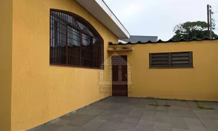 Casa com 3 quartos para alugar na Rua Professor Guilherme Belfort Sabino, --, Campininha, São Paulo