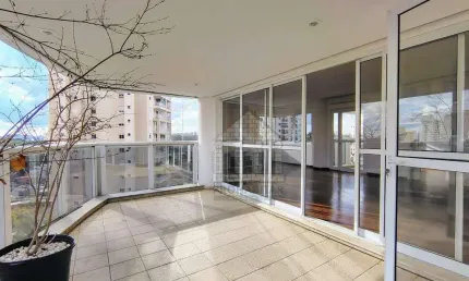 Apartamento com 4 Suítes para alugar na Vila Suzana