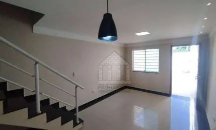 Sobrado com 2 dormitórios à venda no Jardim Primavera
