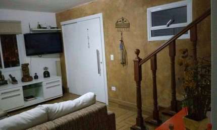 Sobrado com 3 quartos à venda no Parque das Árvores