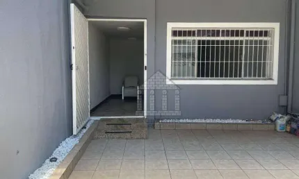 Sobrado com 2 quartos à venda ou aluguel na Vila Santa Catarina