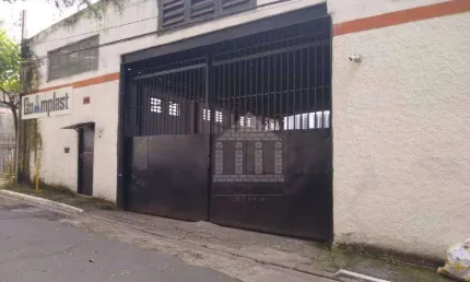 Barracão / Galpão / Depósito à venda na Rua Vassoural, --, Socorro, São Paulo