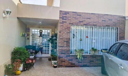 Sobrado com 3 quartos à venda na Terceira Divisão de Interlagos