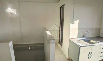 Kitnet / Stúdio para alugar na Rua Aníbal dos Anjos Carvalho, --, Cidade Dutra, São Paulo