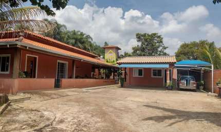 Belíssima Chácara c/ 02 Casas - Bairro Pedregulho - Indaiatuba/SP