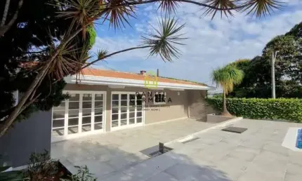 Linda Casa Assobradada 02 Dormitórios - Jardim Santiago