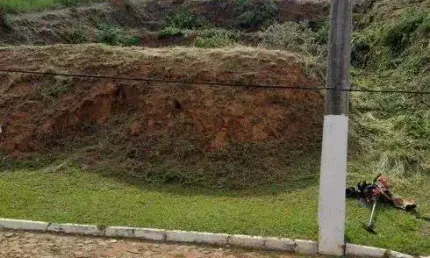 Lote/Terreno para venda tem 1400 metros quadrados em São Pedro - Juiz de Fora - MG