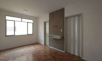 Apartamento com um quarto para venda no Centro de Juiz de Fora, MG