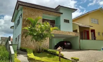 Sobrado no condomínio fechado Arijazinho à venda, Parque Residencial Itapeti, Mogi das Cruzes - SO0596.
