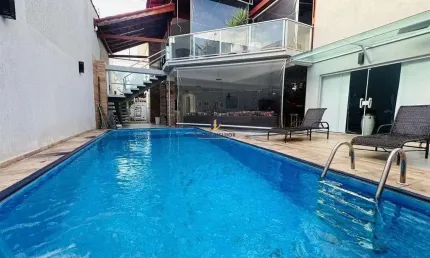 More em um sobrado de alto padrão na vila guilhermina - código ca2407