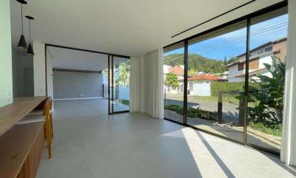 Casa com 3 quartos à venda na Rua Itapuã, 97, Parque São Jorge, Florianópolis