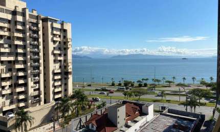 Apartamento com 3 quartos à venda na Avenida Governador Irineu Bornhausen, 3848, Agronômica, Florianópolis
