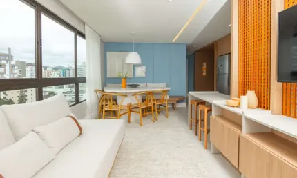 Apartamento com 2 quartos para alugar na Rua Desembargador Arno Hoeschl, 290, Centro, Florianópolis