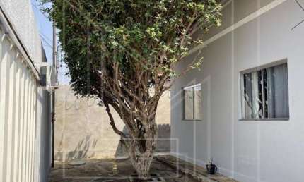 Casa para Venda em Caldas Novas, Estância Itaici 1, 3 dormitórios, 1 suíte, 2 banheiros, 4 vagas
