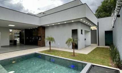 Casa para Venda em Caldas Novas, Jardim dos Turistas, 3 dormitórios, 1 suíte, 3 banheiros, 2 vagas