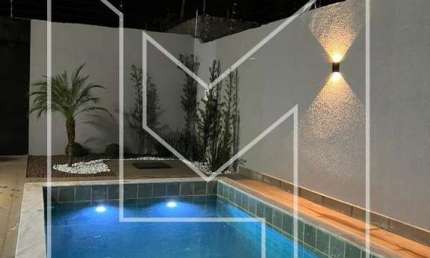 Casa para Venda em Caldas Novas, Residencial Morada Nobre, 3 dormitórios, 1 suíte, 2 banheiros, 2 vagas