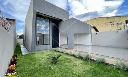 Casa para Venda em Caldas Novas, Bandeirante, 3 dormitórios, 1 suíte, 2 banheiros, 4 vagas