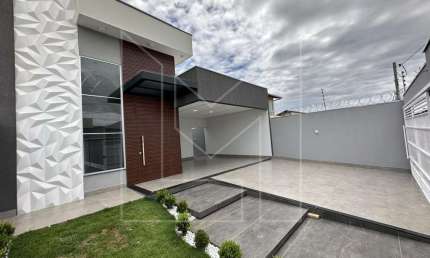 Casa para Venda em Caldas Novas, Caldas do Oeste, 3 dormitórios, 1 suíte, 2 banheiros, 4 vagas
