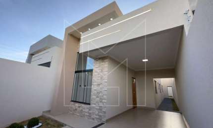 Casa para Venda em Caldas Novas, Popular, 3 dormitórios, 1 suíte, 2 banheiros, 2 vagas