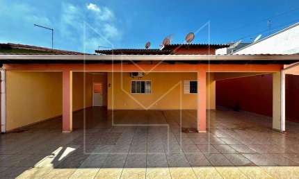 Casa para Venda em Caldas Novas, Estância Itanhangá, 3 dormitórios, 1 suíte, 2 banheiros, 3 vagas