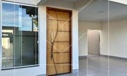 Casa para Venda em Caldas Novas, Jardim Serrano, 3 dormitórios, 1 suíte, 2 banheiros, 2 vagas