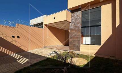 Casa para Venda em Caldas Novas, Itaparica, 2 dormitórios, 1 suíte, 2 banheiros, 1 vaga