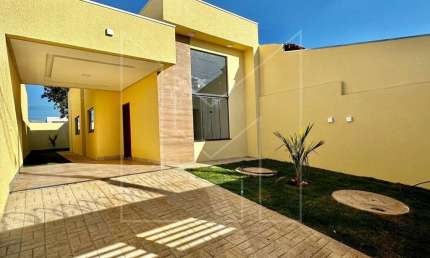 Casa para Venda em Caldas Novas, Itaparica, 2 dormitórios, 1 suíte, 2 banheiros, 1 vaga