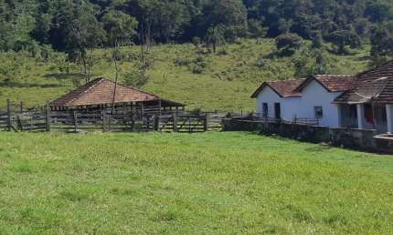 Fazenda com 2 salas à venda na Avenida Central, 9, Jardim Nova Esperança, Goiânia