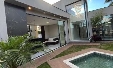 Casa em condomínio fechado com 3 quartos à venda na Colônia Agrícola Bernardo Sayão Chácara 10B, Guará II, Brasília