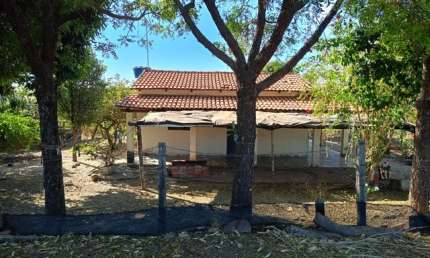 Fazenda com 3 salas à venda na Alameda do Botafogo, 5, Setor Central, Goiânia