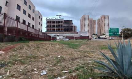 LOTE 701 METROS QR 402 SAMAMBAIA POTENCIAL PARA CONSTRUÇÃO DE PREDIO