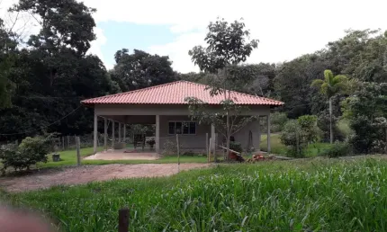 Fazenda com 3 salas à venda na Avenida Central, 2, Jardim Nova Esperança, Goiânia