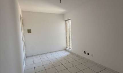 AGIO APTO 02 QUARTOS QR 411 SAMAMBAIA NORTE PROXIMO A DELEGACIA