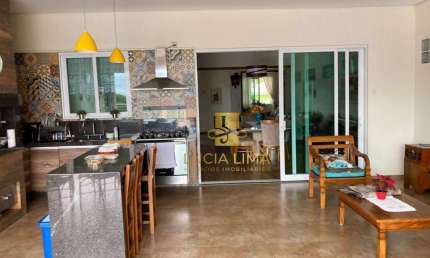 IMPONENTE! Casa com PISCINA, 4 SUÍTES à venda, 380 m² por R$ 3.500.000 - Parque Mirante Do Vale - Jacareí/SP