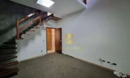 Sobrado para ALUGAR, com 3 dormitórios, 123 m² por R$ 4.000/mês - Jardim das Indústrias - São José dos Campos/SP