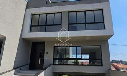 Casa em Condomínio Fechado - Terraço - Subsolo - 269m²