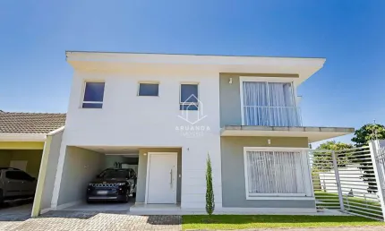 Casa em condominio- 3 quartos- 278m²- Santa Felicidade
