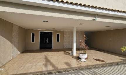 Excelente casa linear com 3 dormitórios, na estrada do Moinho em Campo Grande no Rio de Janeiro-RJ. a do Moinho,  em